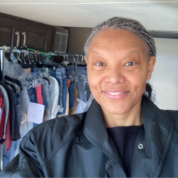 Meet your Posher, Germaine - Picture 13 of 16